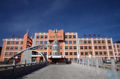 工程名稱：西安某學(xué)?？照{(diào)安裝-西安中央空調(diào)安裝改造