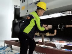 超市中央空調(diào)維修多少錢？如何尋找專業(yè)的空調(diào)服務(wù)商？